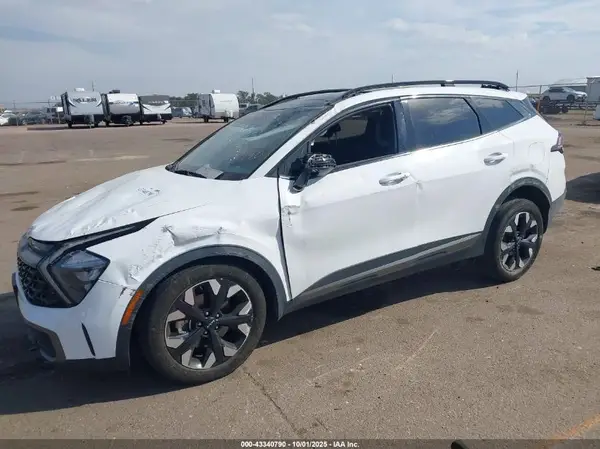 5XYK6CAF0PG126116 2023 KIA SPORTAGE - Image 2