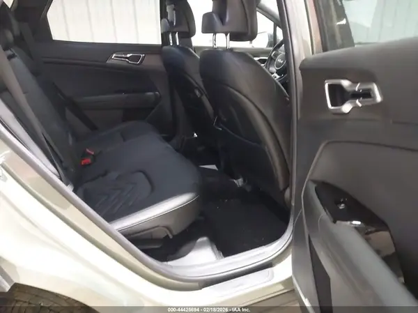 5XYK6CAF0PG128979 2023 KIA SPORTAGE - Image 8