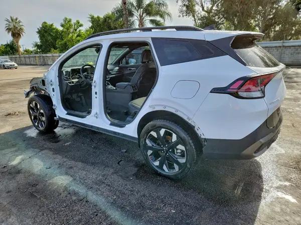 5XYK6CAF1PG004798 2023 KIA SPORTAGE - Image 2