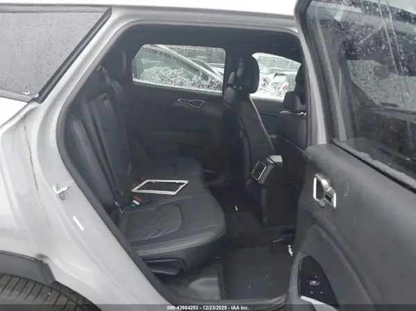 5XYK6CAF1PG008429 2023 KIA SPORTAGE - Image 8