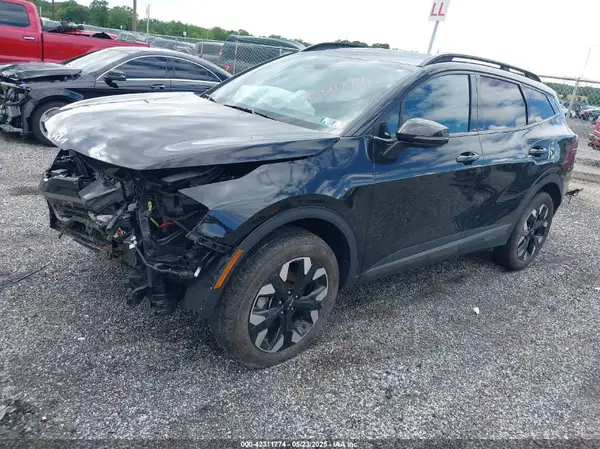 5XYK6CAF1PG043908 2023 KIA SPORTAGE - Image 2