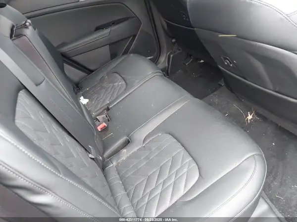 5XYK6CAF1PG043908 2023 KIA SPORTAGE - Image 8