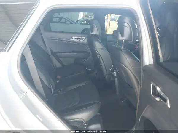 5XYK6CAF1PG060515 2023 KIA SPORTAGE - Image 8