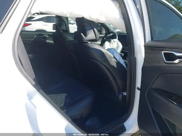 5XYK6CAF2PG029208 2023 KIA SPORTAGE - Image 8