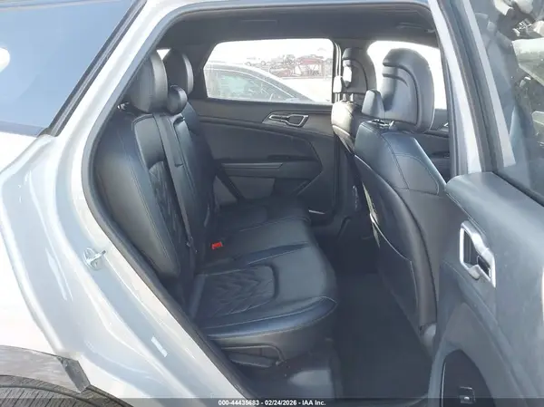 5XYK6CAF3PG024535 2023 KIA SPORTAGE - Image 8