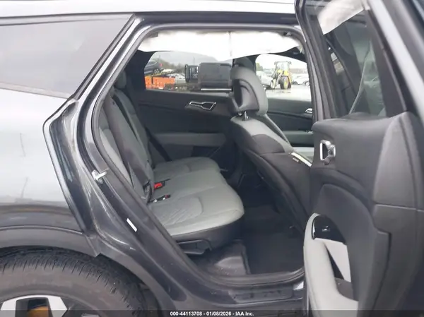 5XYK6CAF3PG063268 2023 KIA SPORTAGE - Image 8