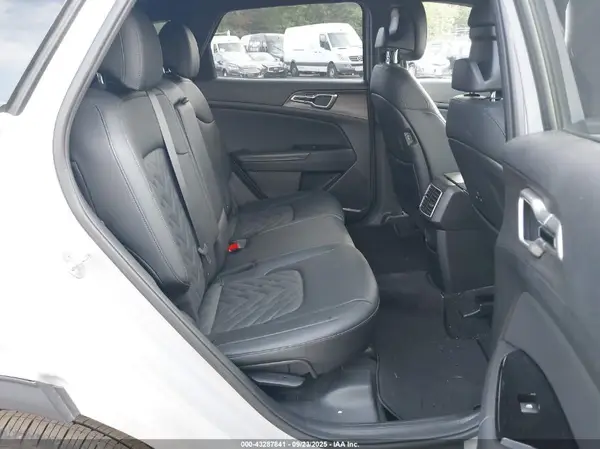5XYK6CAF3PG075002 2023 KIA SPORTAGE - Image 8