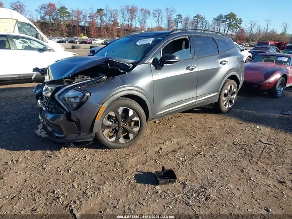 5XYK6CAF3PG136235 2023 KIA SPORTAGE - Image 2