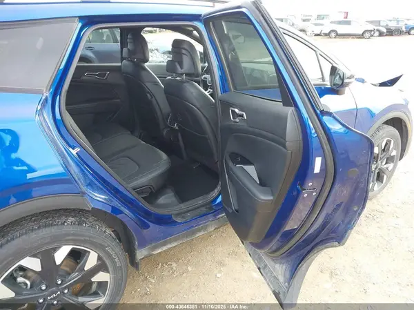 5XYK6CAF4PG006030 2023 KIA SPORTAGE - Image 8