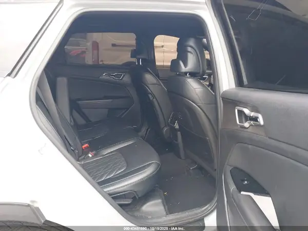 5XYK6CAF6PG115718 2023 KIA SPORTAGE - Image 8