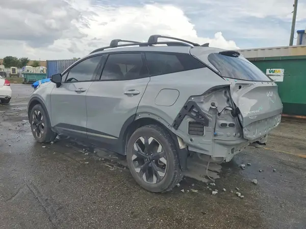 5XYK6CAF6PG137296 2023 KIA SPORTAGE - Image 2