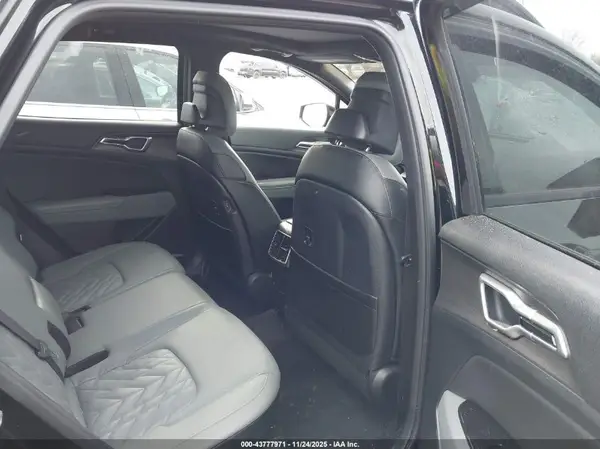 5XYK6CAF7PG007883 2023 KIA SPORTAGE - Image 8
