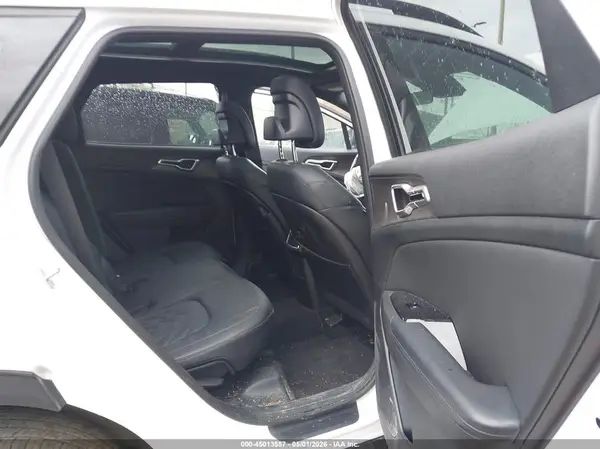5XYK6CAF7PG055156 2023 KIA SPORTAGE - Image 8