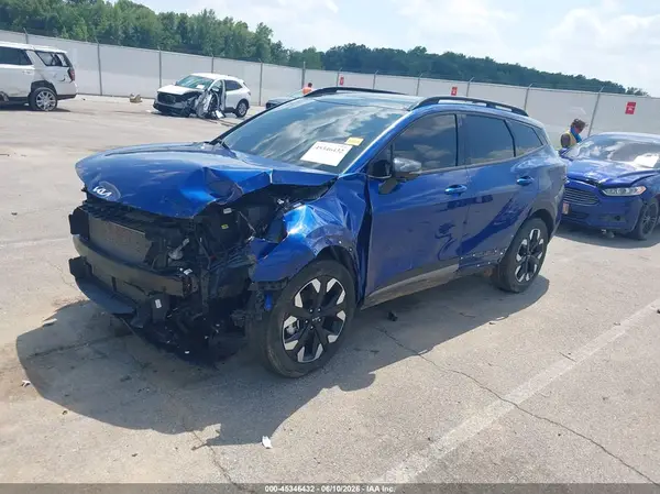 5XYK6CAF8PG128857 2023 KIA SPORTAGE - Image 2