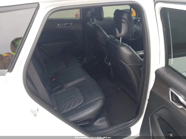 5XYK6CAF9PG007724 2023 KIA SPORTAGE - Image 8