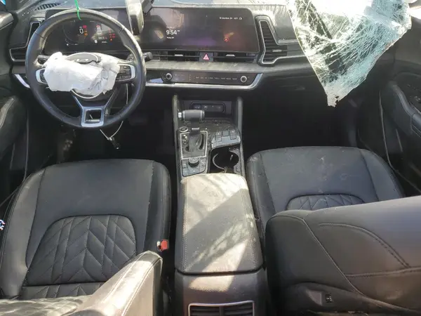 5XYK6CAF9PG098106 2023 KIA SPORTAGE - Image 8