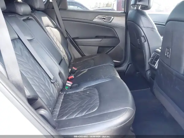 5XYK6CAFXPG073327 2023 KIA SPORTAGE - Image 8