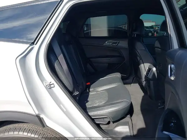 5XYK6CAFXPG074610 2023 KIA SPORTAGE - Image 8