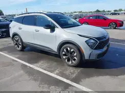 5XYK6CAFXPG110537 2023 KIA SPORTAGE