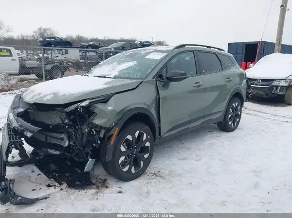 5XYK6CDF0RG162421 2024 KIA SPORTAGE - Image 2