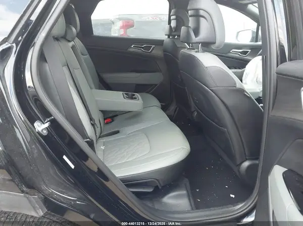 5XYK6CDF1RG209312 2024 KIA SPORTAGE - Image 8