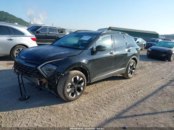 5XYK6CDF2RG224949 2024 KIA SPORTAGE - Image 2