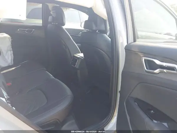 5XYK6CDF2SG285403 2025 KIA SPORTAGE - Image 8