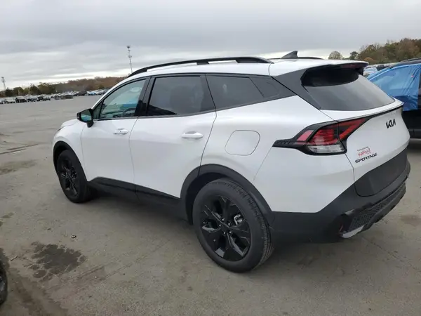 5XYK6CDF2SG297275 2025 KIA SPORTAGE - Image 2