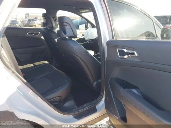 5XYK6CDF3RG179049 2024 KIA SPORTAGE - Image 8