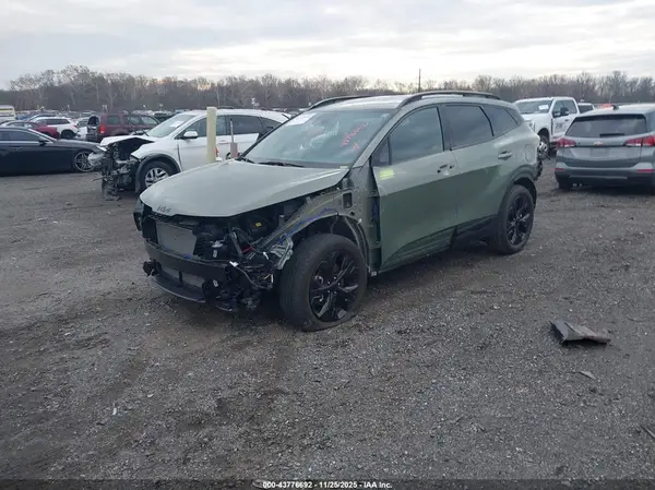 5XYK6CDF3SG275690 2025 KIA SPORTAGE - Image 2