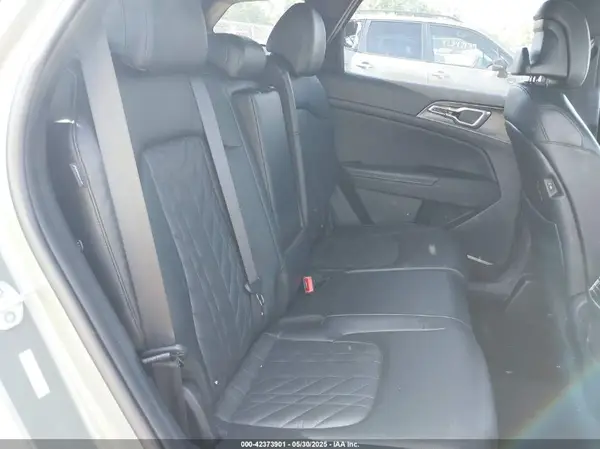 5XYK6CDF4RG146349 2024 KIA SPORTAGE - Image 8