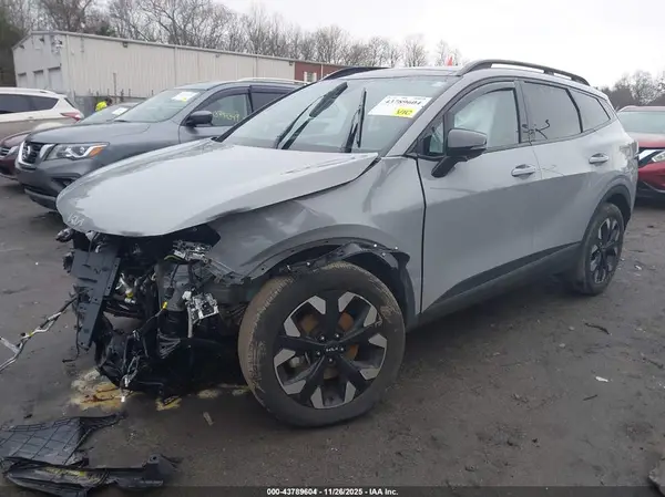 5XYK6CDF4RG176919 2024 KIA SPORTAGE - Image 2