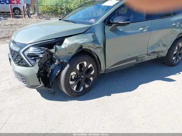 5XYK6CDF4RG227853 2024 KIA SPORTAGE - Image 2
