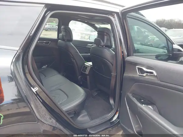 5XYK6CDF5RG196032 2024 KIA SPORTAGE - Image 8