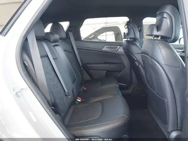 5XYK6CDF6RG155702 2024 KIA SPORTAGE - Image 8