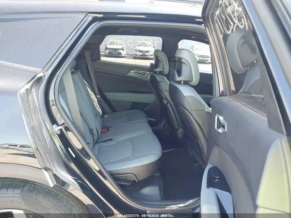 5XYK6CDF6RG179871 2024 KIA SPORTAGE - Image 8
