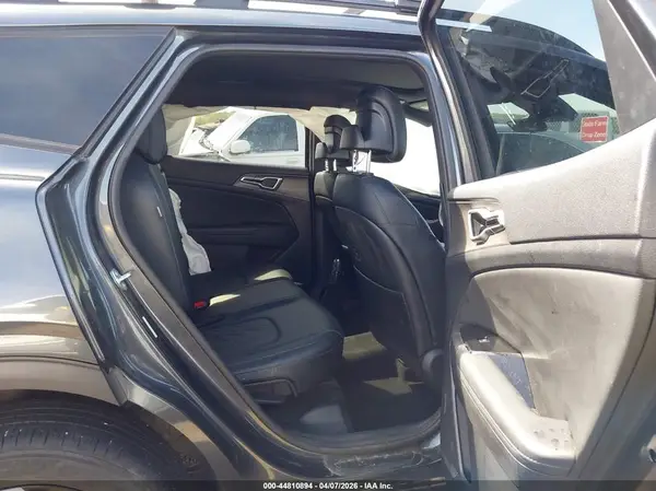 5XYK6CDF7RG147771 2024 KIA SPORTAGE - Image 8