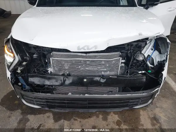 2024 KIA SPORTAGE auction photo 6