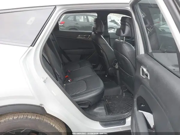 5XYK6CDF7SG245303 2025 KIA SPORTAGE - Image 8