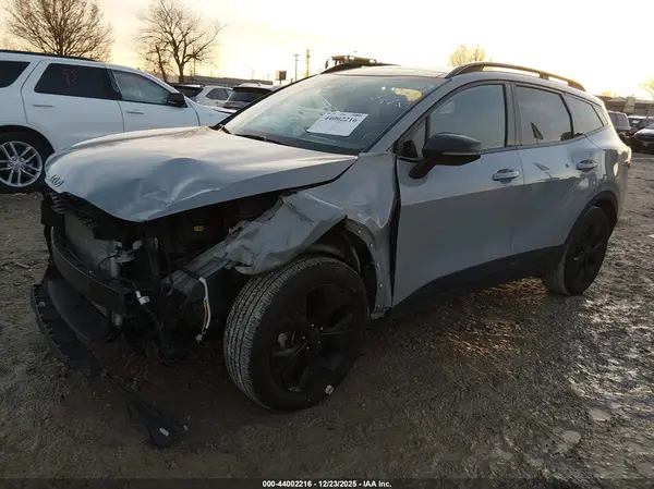 5XYK6CDF7SG248492 2025 KIA SPORTAGE - Image 2