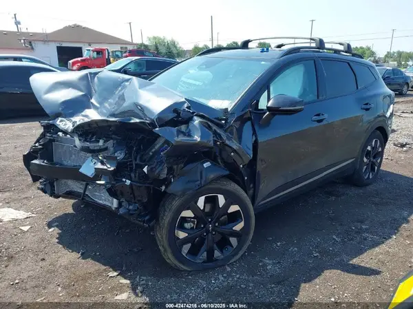 5XYK6CDF8RG150744 2024 KIA SPORTAGE - Image 2