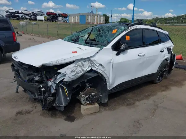 5XYK6CDF8SG251871 2025 KIA SPORTAGE - Image 2