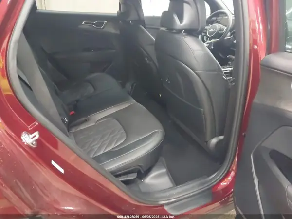 5XYK6CDF9RG176107 2024 KIA SPORTAGE - Image 8