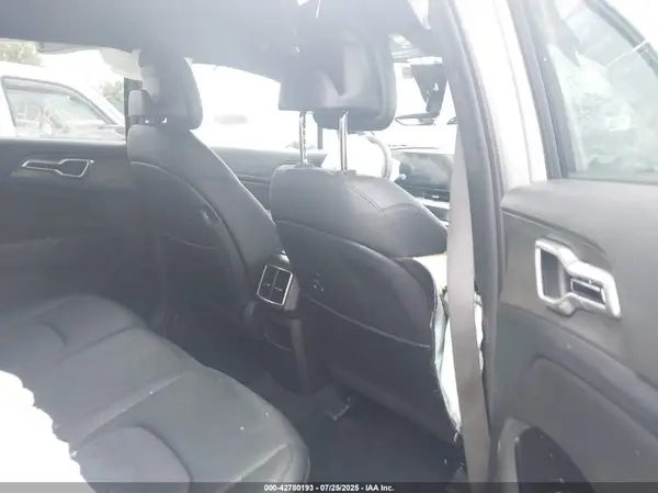 5XYK6CDF9SG278738 2025 KIA SPORTAGE - Image 8