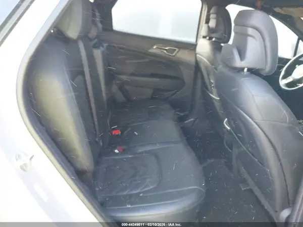 5XYK7CAF2PG084741 2023 KIA SPORTAGE - Image 8