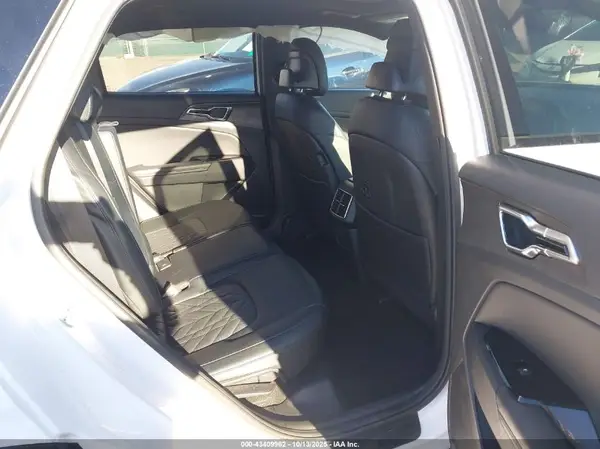 5XYK7CAF4PG120185 2023 KIA SPORTAGE - Image 8