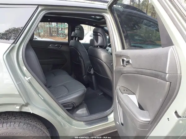 5XYK7CAF4PG130764 2023 KIA SPORTAGE - Image 8