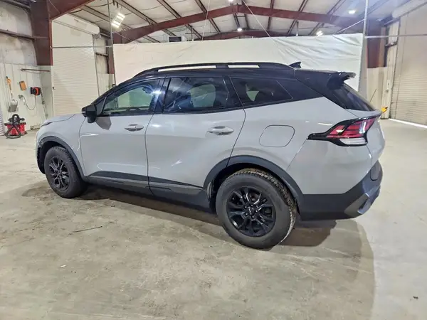 5XYK7CAF5PG071949 2023 KIA SPORTAGE - Image 2
