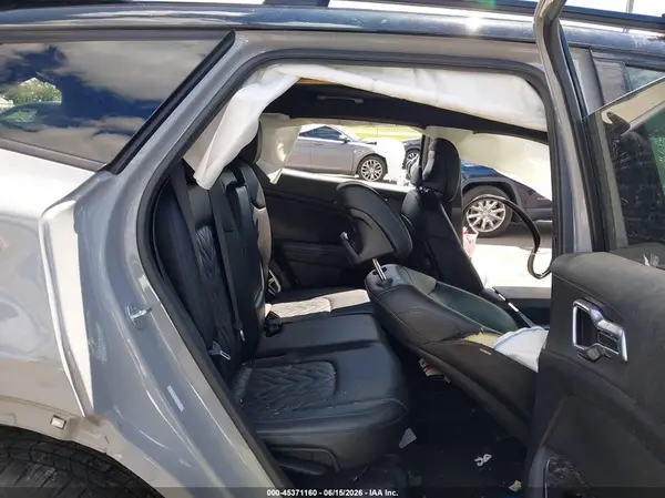5XYK7CAF6PG027295 2023 KIA SPORTAGE - Image 8