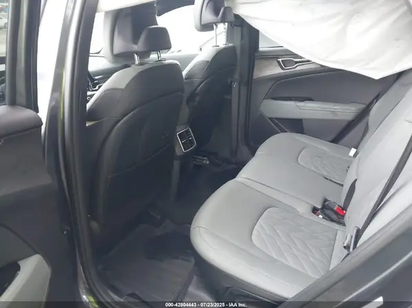 5XYK7CAF6PG074231 2023 KIA SPORTAGE - Image 8